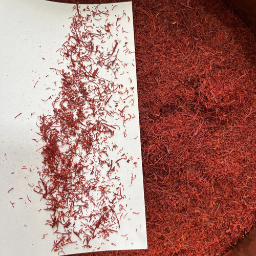 نرمه زعفران درشت کیلویی خرده زعفران ریشه زعفران